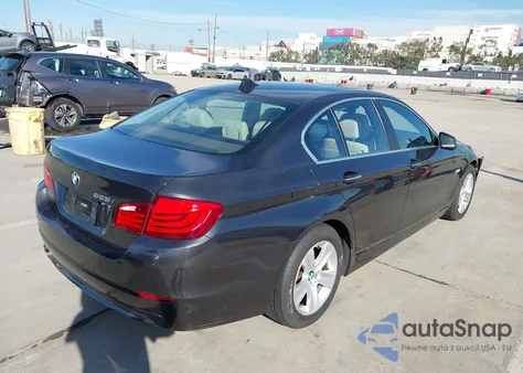 2012 BMW 528I из США, поврежденный, VIN WBAXG5C53CDW93946